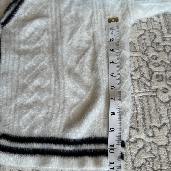 Altard state white cardigan size small.  Button down - Picture 8 of 8